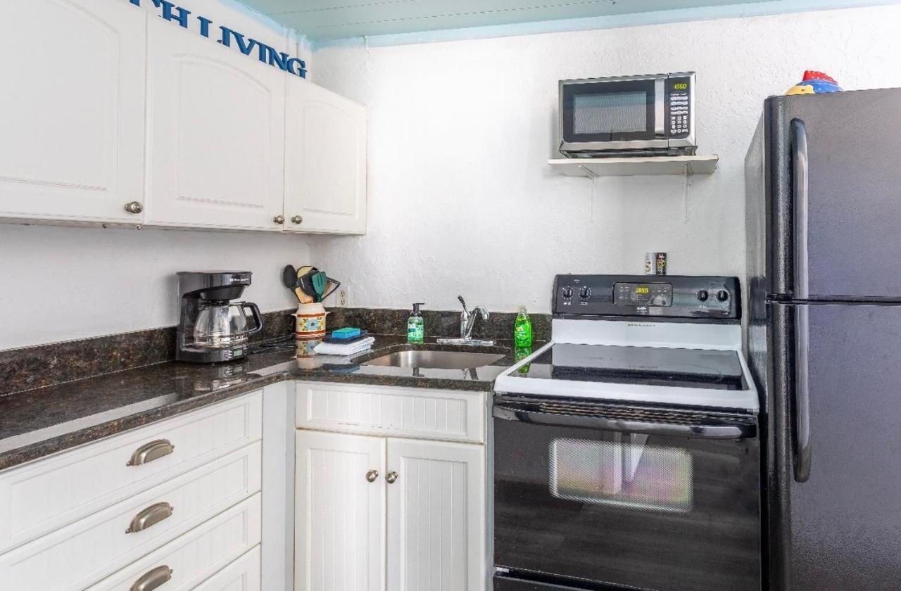 Bungalow 1 Minute From The Beach Suite #3 Englewood Esterno foto