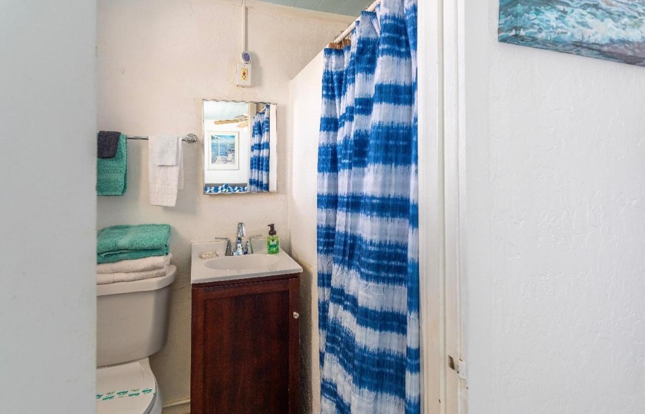 Bungalow 1 Minute From The Beach Suite #3 Englewood Esterno foto